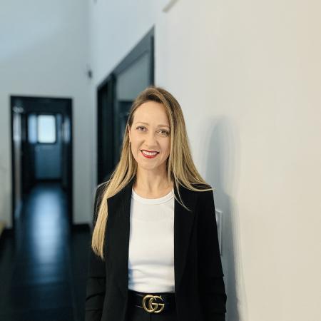 Julie Sekachev
