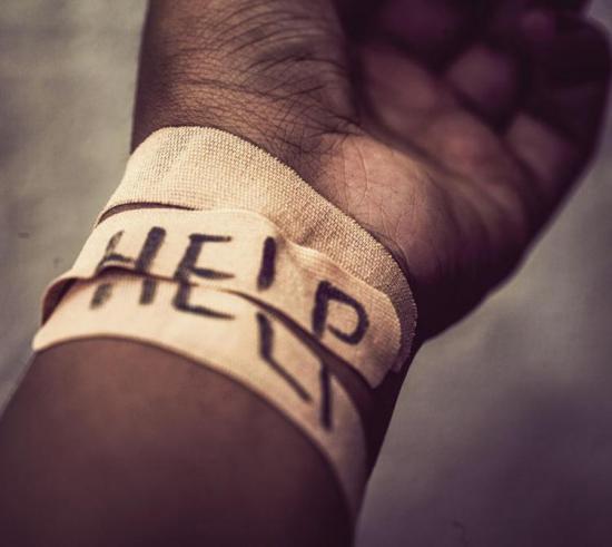 How can I stop with triggering myself to self harm? Expert answers & advice.