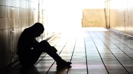 What to do when you're lonely and depressed? Expert answers & advice.