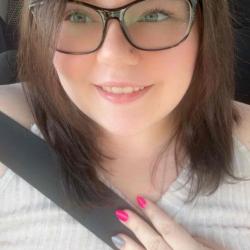 User Profile: ElizabethT12