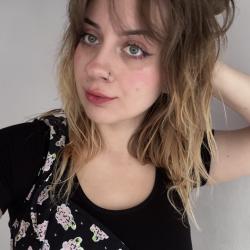 User Profile: pluieabeille