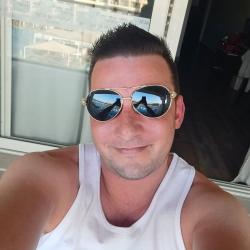 CarlDavies1989 profile picture