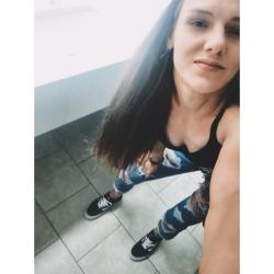 User Profile: LovelyForever6990