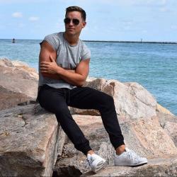 User Profile: NotThatAnnoyingguy