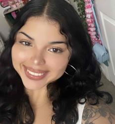 User Profile: Elliemarcela2002