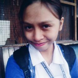 Profile: EllaCrsm