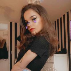 User Profile: aliceward25