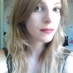 User Profile: AngeleAngie13