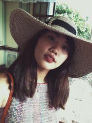 User Profile: girlabroad