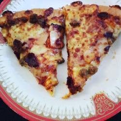 User Profile: everybodylovespizza