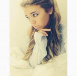 User Profile: Avaeatsandsleeps