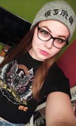 Profile: GeeRose