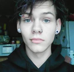 Profile: DevonT