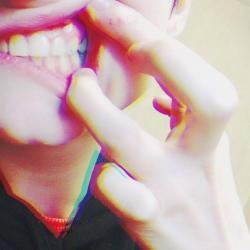 Profile: sacredteeth