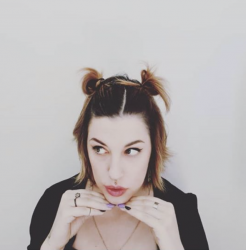 User Profile: HouseOfGold21