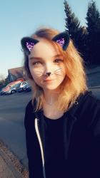 User Profile: caringLeana8493