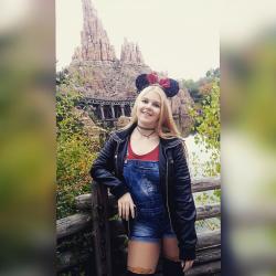 User Profile: Leslienessa