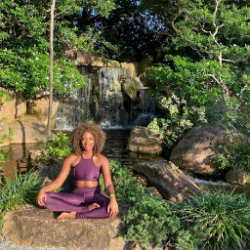 Profile: ThePinkYogi