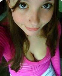 User Profile: cuddlyHug1766