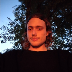 User Profile: Zeauty