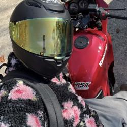 User Profile: sadsundaze
