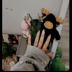 User Profile: miacara786