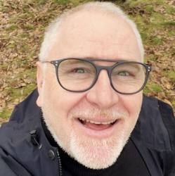 User Profile: adventurousWillow288