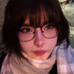 User Profile: RobinIsHere21