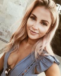 User Profile: Brokenheartedgirl1234