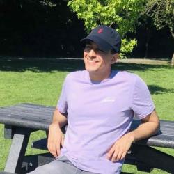 User Profile: aquaSky3062