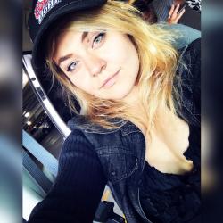 User Profile: redLion3282
