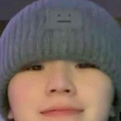 User Profile: frankHuman5591