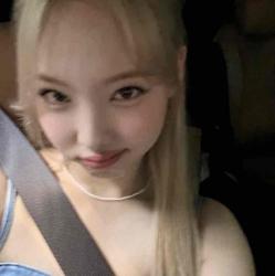 User Profile: Nayeonsleftfoot