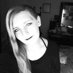 User Profile: QueenSenpaii