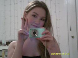 User Profile: helpme7712
