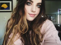 User Profile: Theperksofbeingbelle