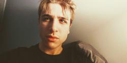 User Profile: intellectualMaple3267