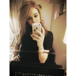 User Profile: HollieH19