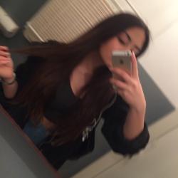 User Profile: queenofloneliness