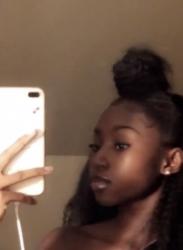 User Profile: Notaveragegirl