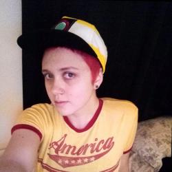 User Profile: redRobinbird04