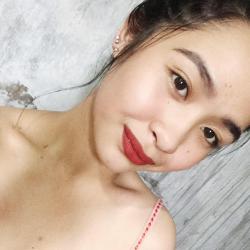 User Profile: DangerousWoman02